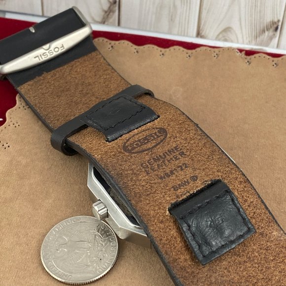 Rare Vintage Fossil Rock Climber, Hockey, Lacrosse and more Sports Watch - Picture 13 of 13